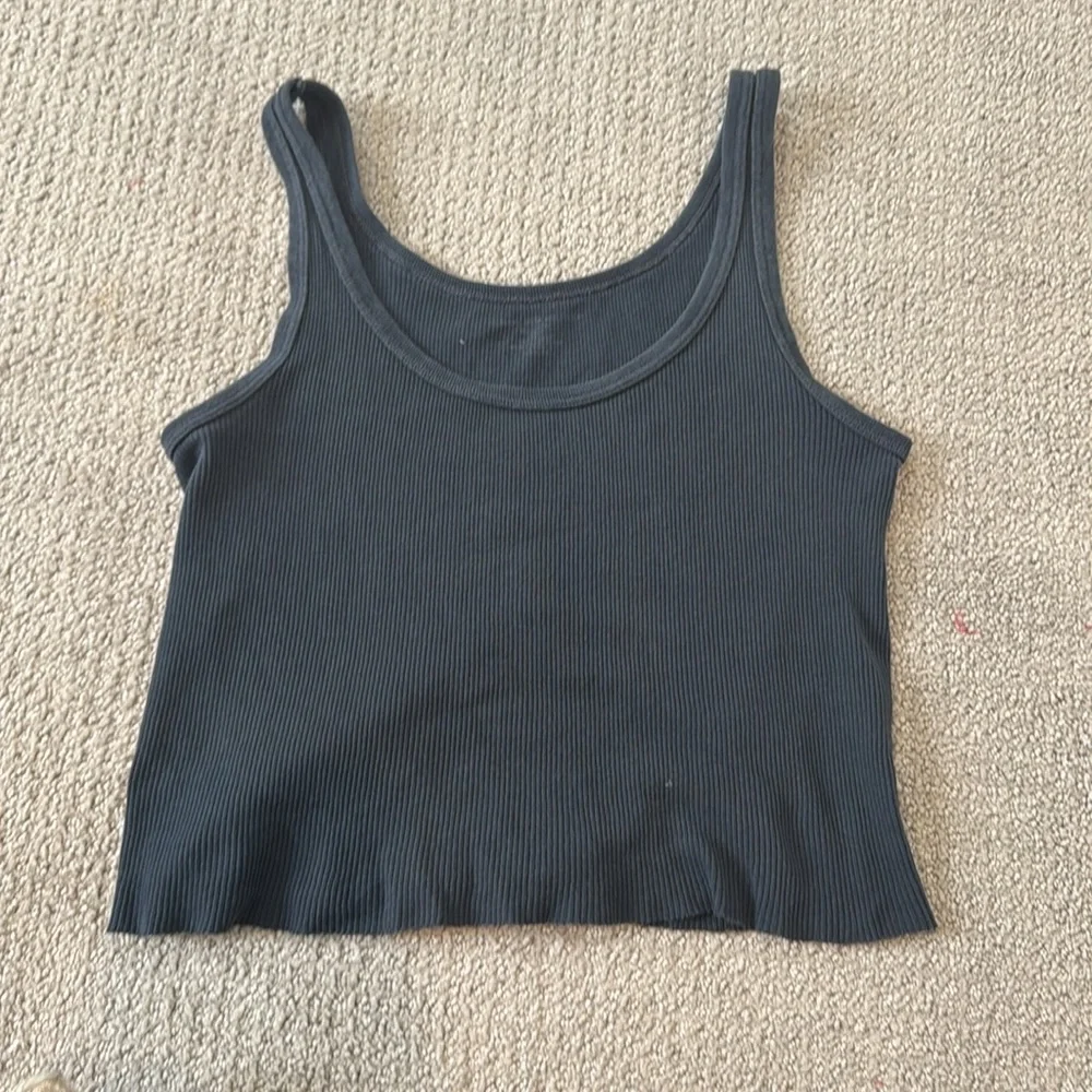 Brandy BUNDLE includes: grey navy and black tanks - Picture 2 of 3